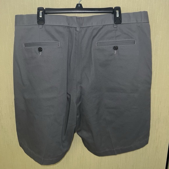 Lands End Mens Traditional Fit Flat Front Shorts Gray Size 42 - Picture 8 of 15